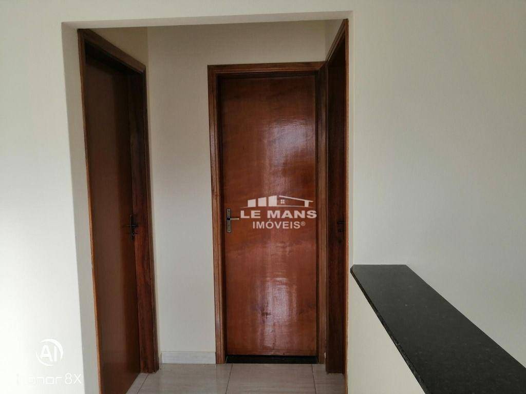 Casa à venda com 2 quartos, 52m² - Foto 14