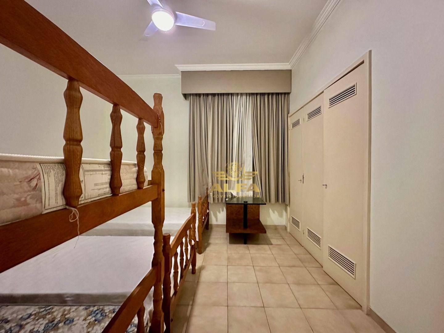 Apartamento à venda com 4 quartos, 220m² - Foto 17