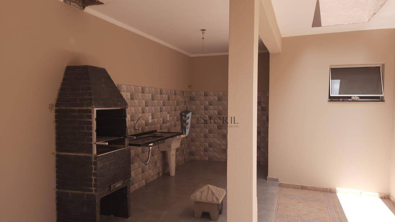 Casa para alugar com 3 quartos - Foto 2