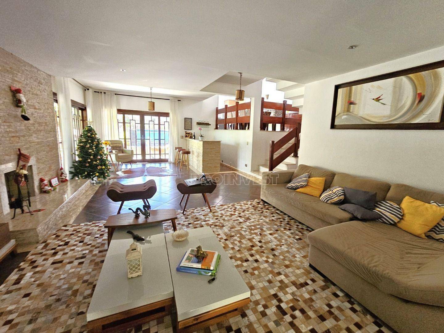 Casa de Condomínio à venda com 3 quartos, 300m² - Foto 2