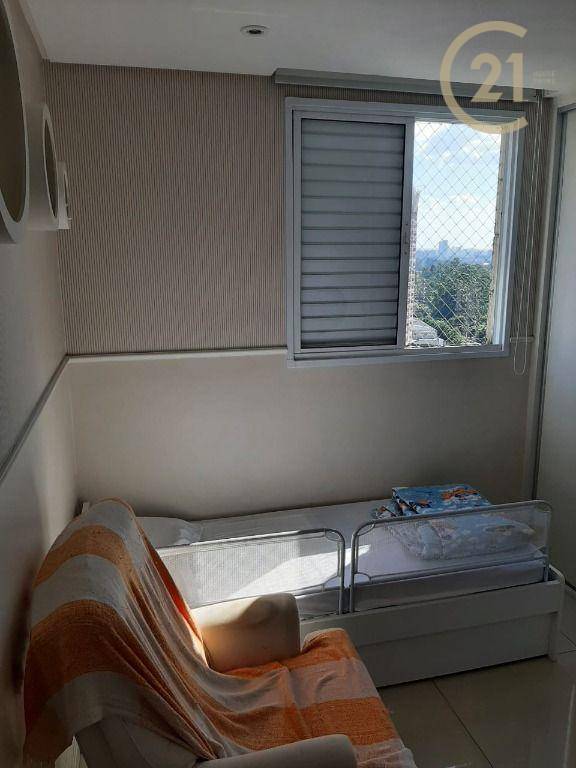 Apartamento à venda com 3 quartos, 70m² - Foto 11