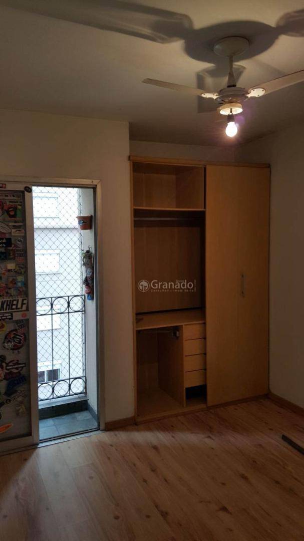 Apartamento à venda com 3 quartos, 75m² - Foto 10