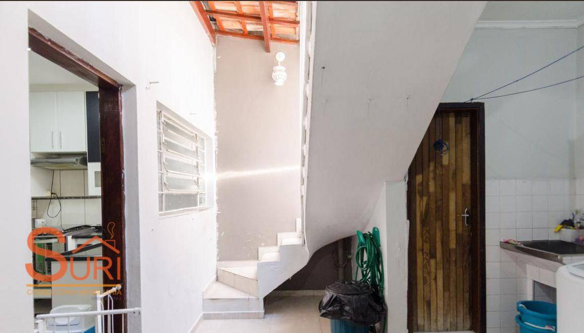 Sobrado à venda com 3 quartos, 188m² - Foto 47