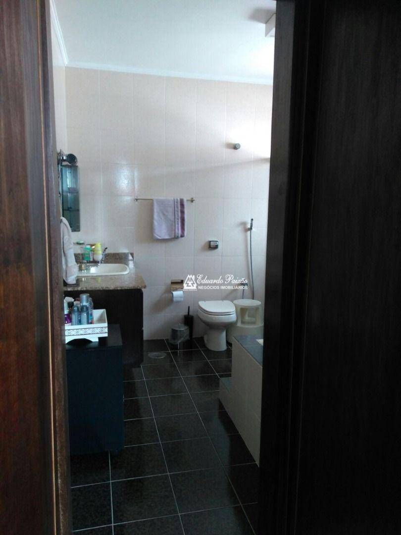 Sobrado à venda com 3 quartos, 236m² - Foto 15