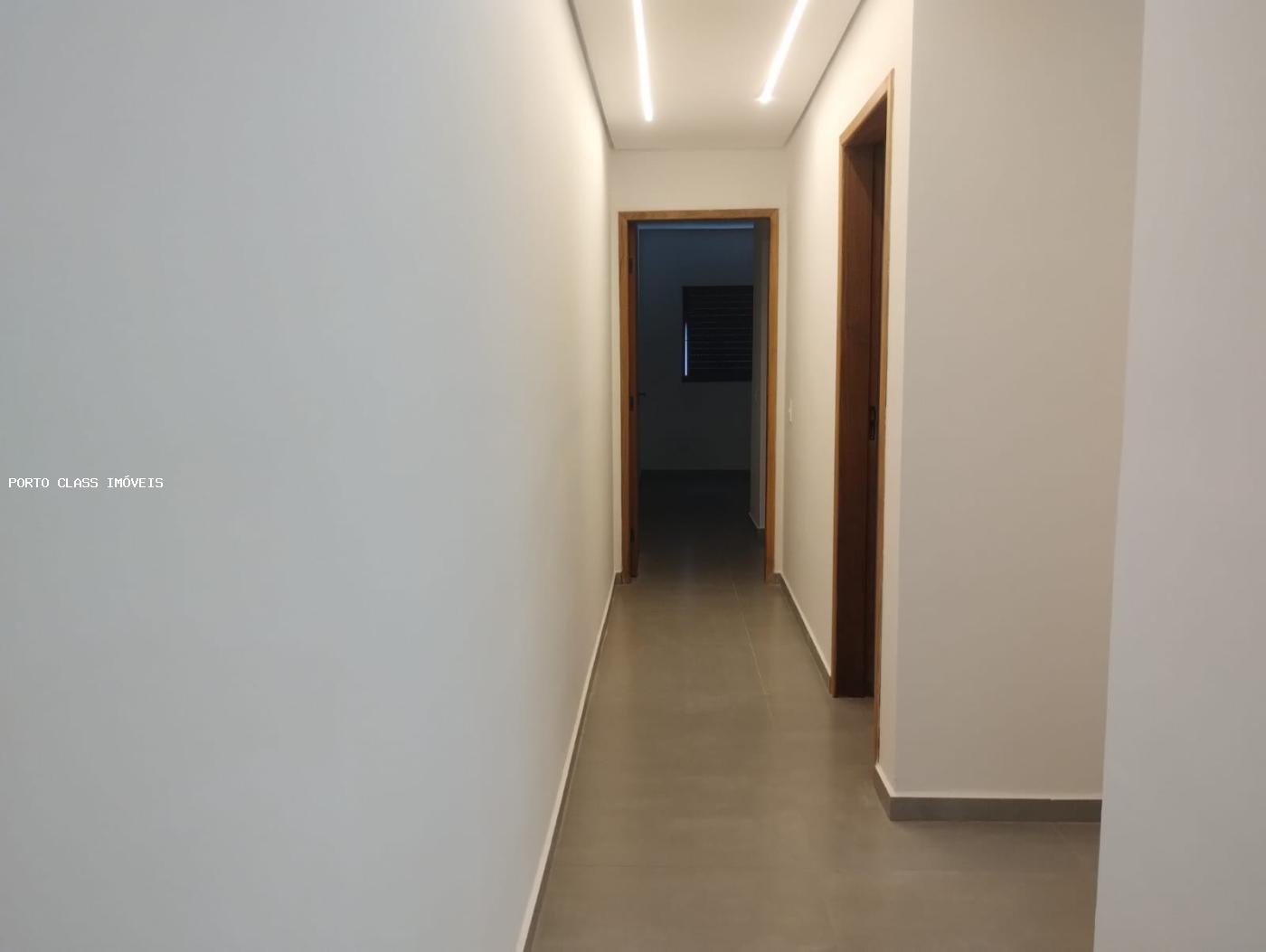 Casa à venda com 3 quartos, 245m² - Foto 15