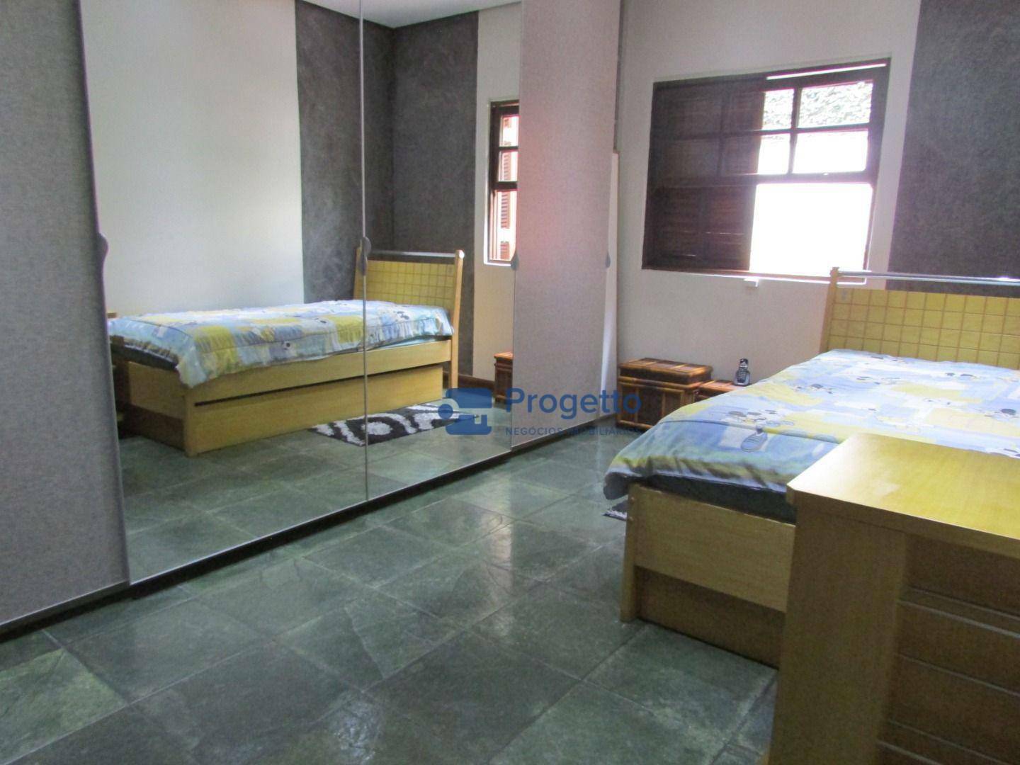 Casa de Condomínio à venda com 4 quartos, 268m² - Foto 17