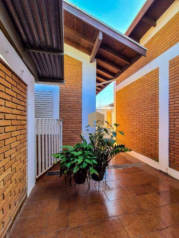 Casa à venda com 4 quartos, 444m² - Foto 37