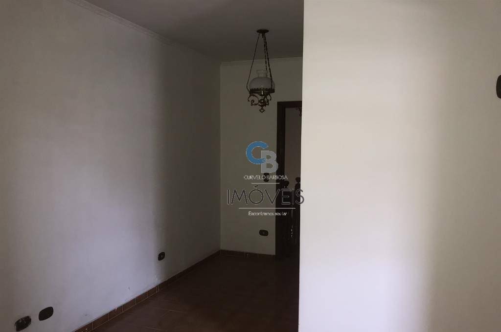 Sobrado à venda com 5 quartos, 340m² - Foto 4