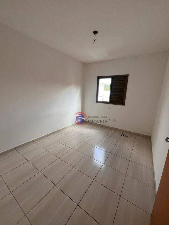 Apartamento à venda com 2 quartos, 83m² - Foto 2