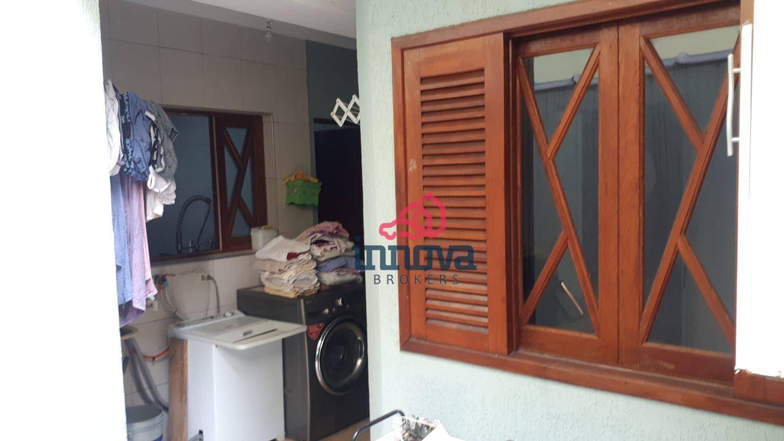 Casa à venda com 3 quartos, 240m² - Foto 29