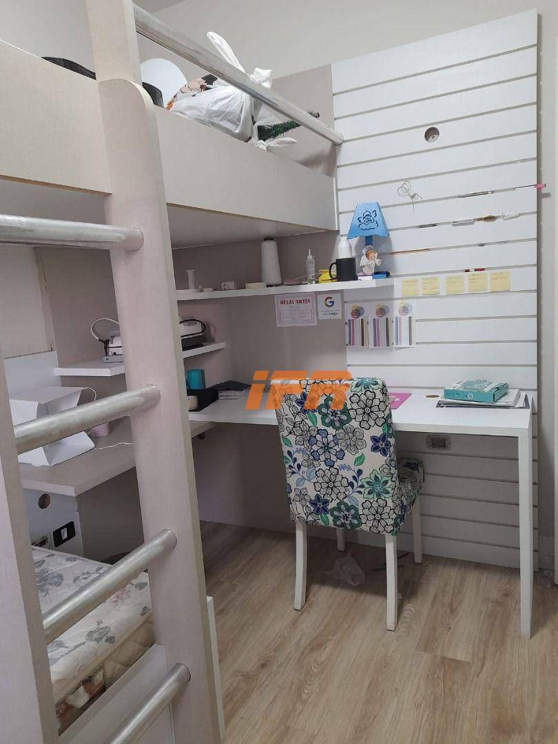 Apartamento à venda com 3 quartos, 82m² - Foto 13