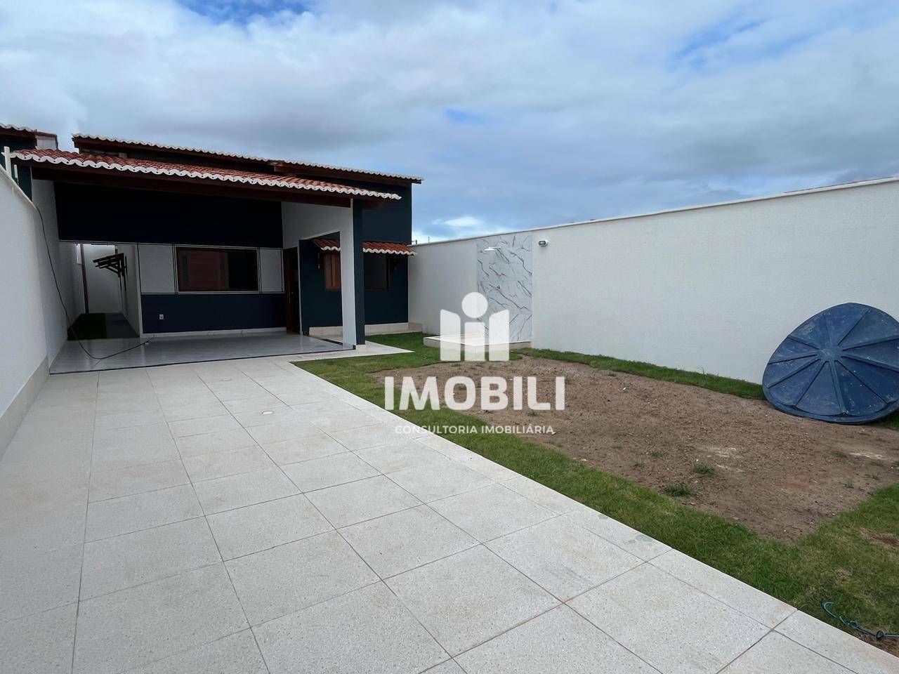 Casa à venda com 3 quartos, 126m² - Foto 2