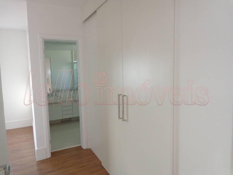 Apartamento à venda com 3 quartos, 156m² - Foto 17