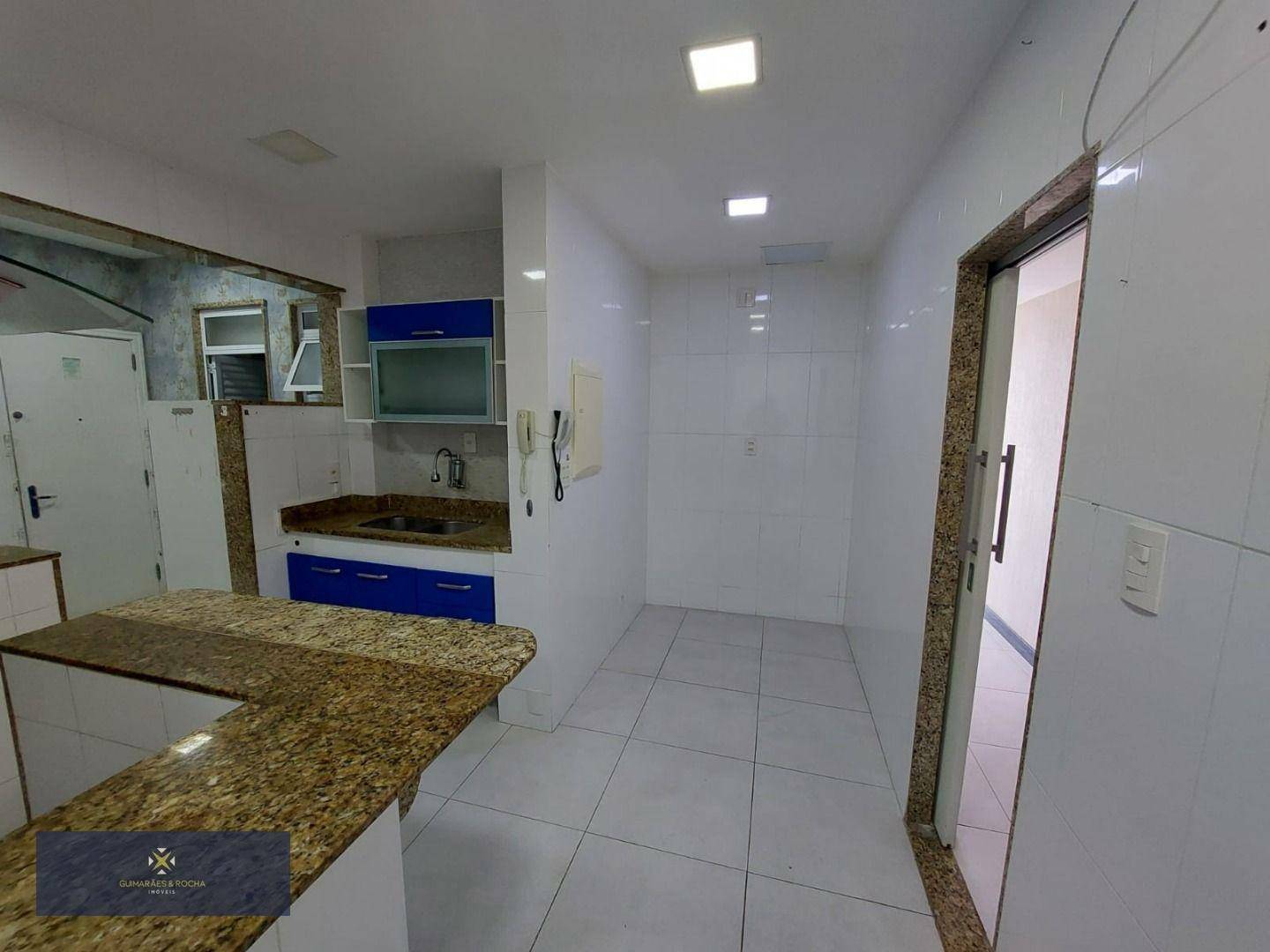 Apartamento à venda com 3 quartos, 198m² - Foto 30