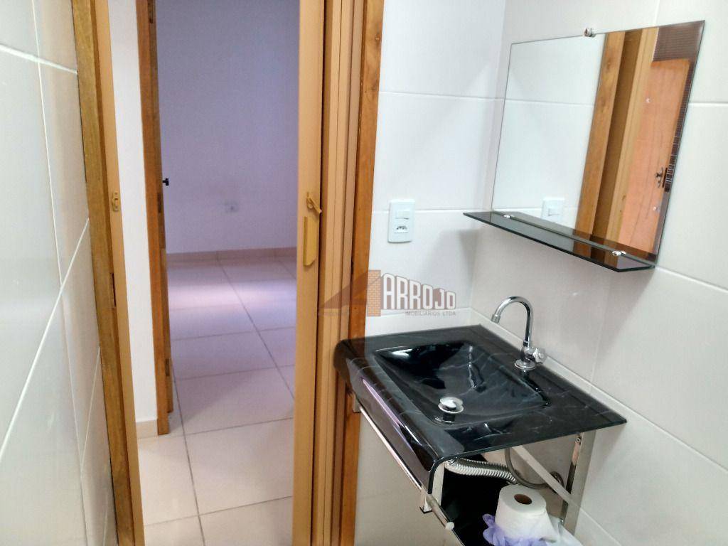 Apartamento para alugar com 2 quartos, 38m² - Foto 16