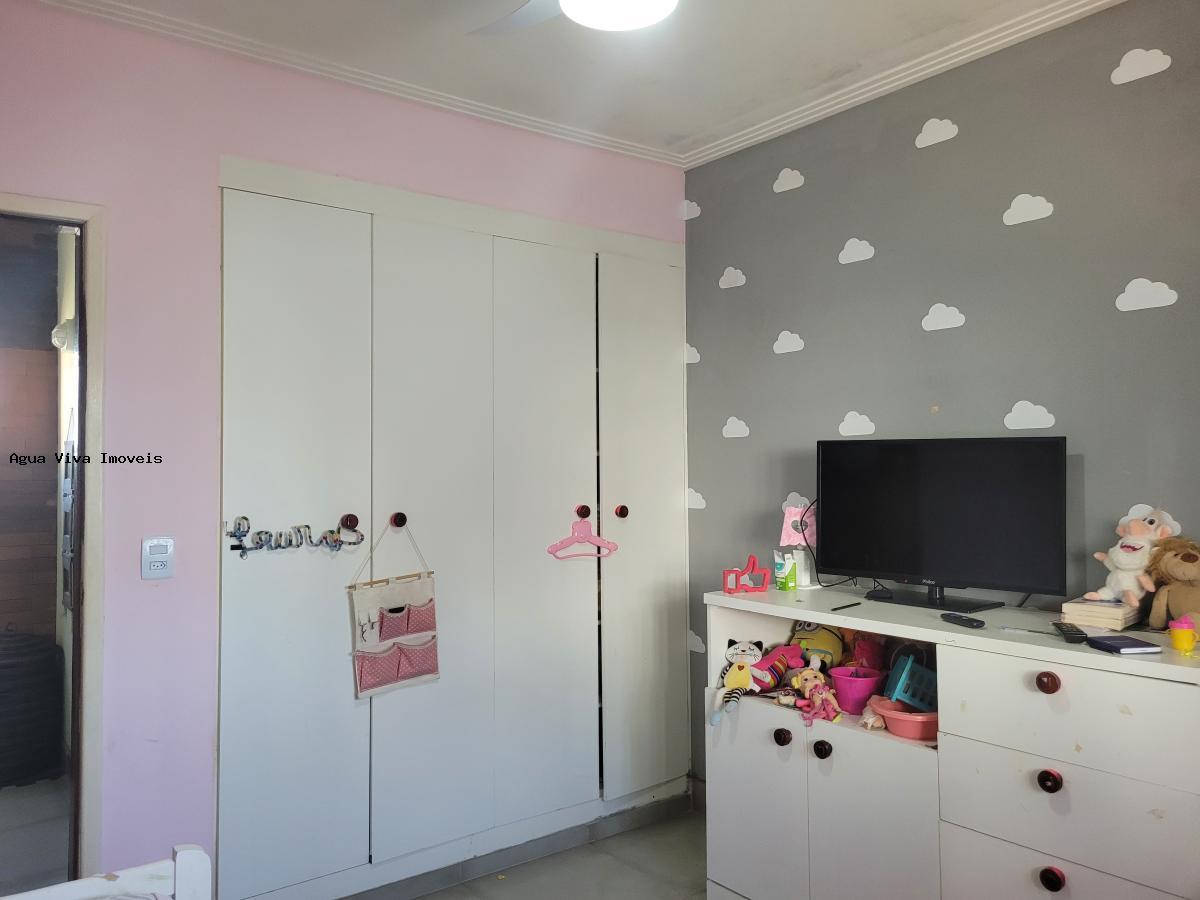 Casa à venda com 2 quartos, 100m² - Foto 20
