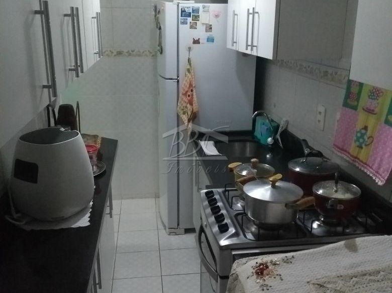 Apartamento à venda com 3 quartos, 50m² - Foto 7