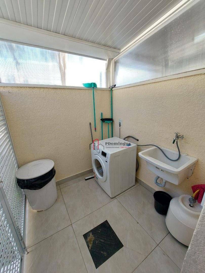 Casa de Condomínio para alugar com 3 quartos, 75m² - Foto 6