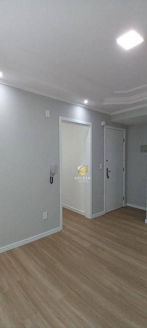 Apartamento à venda com 2 quartos, 75m² - Foto 12