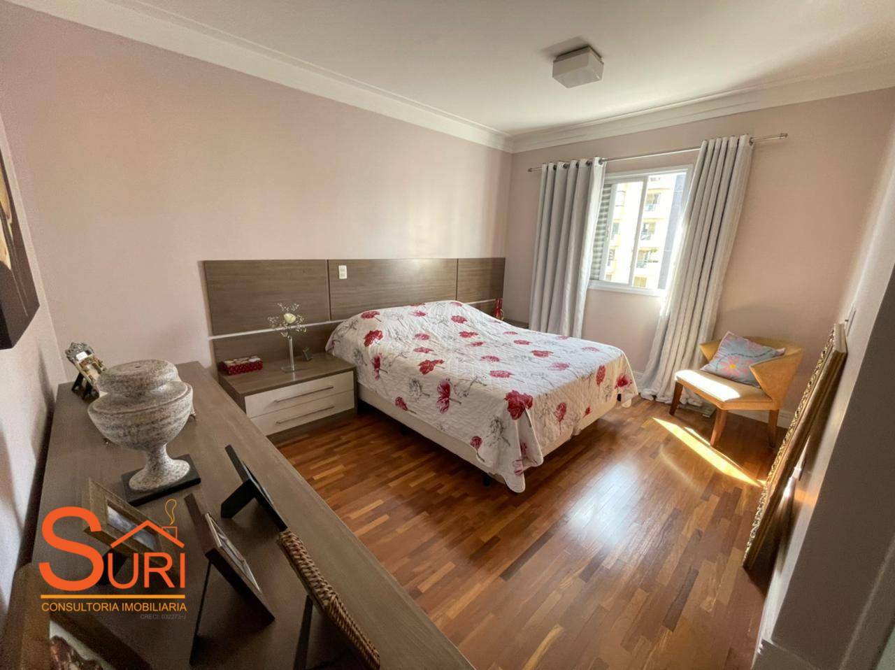 Apartamento à venda com 3 quartos, 158m² - Foto 12