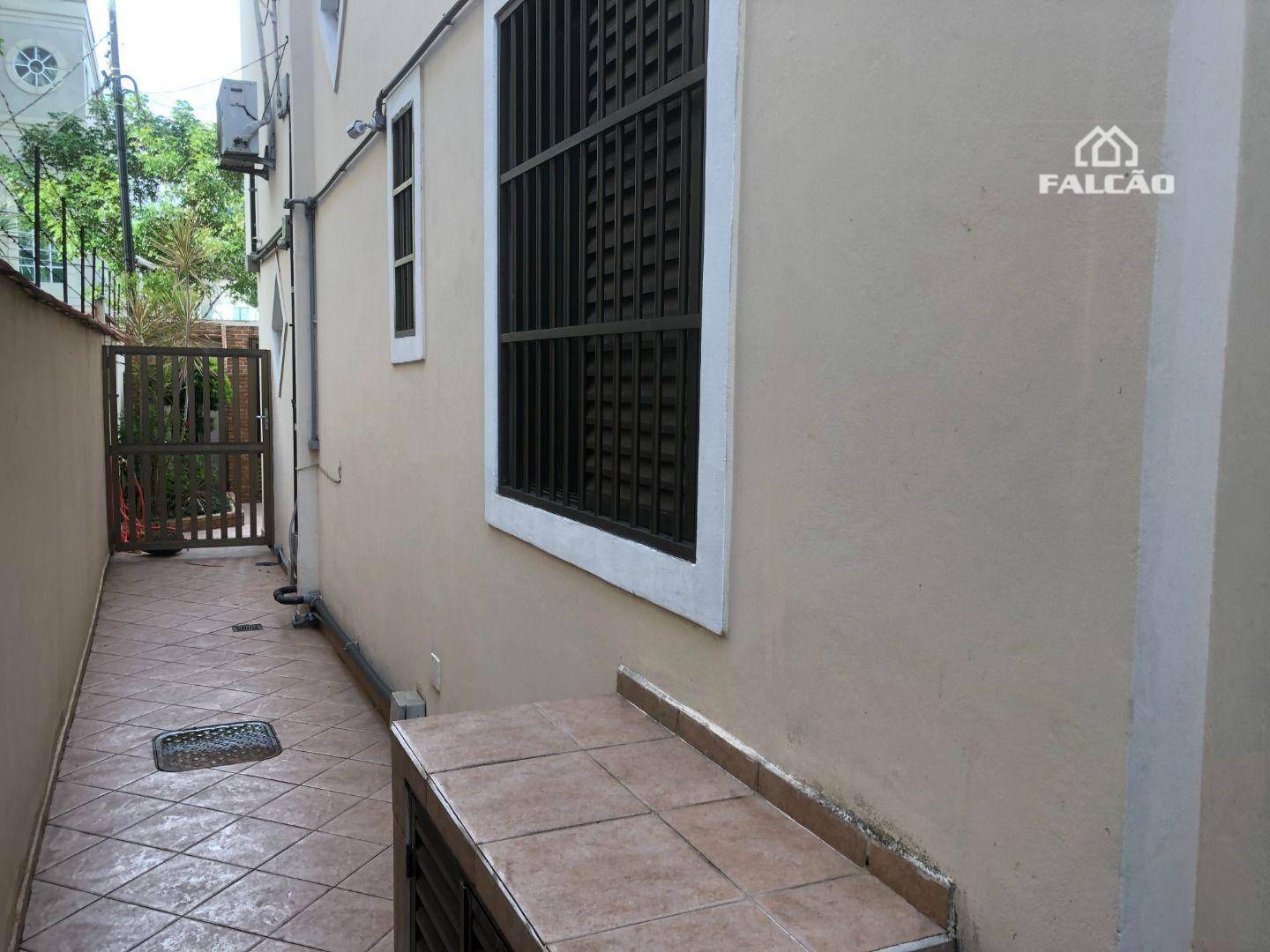 Sobrado para alugar com 4 quartos, 230m² - Foto 4