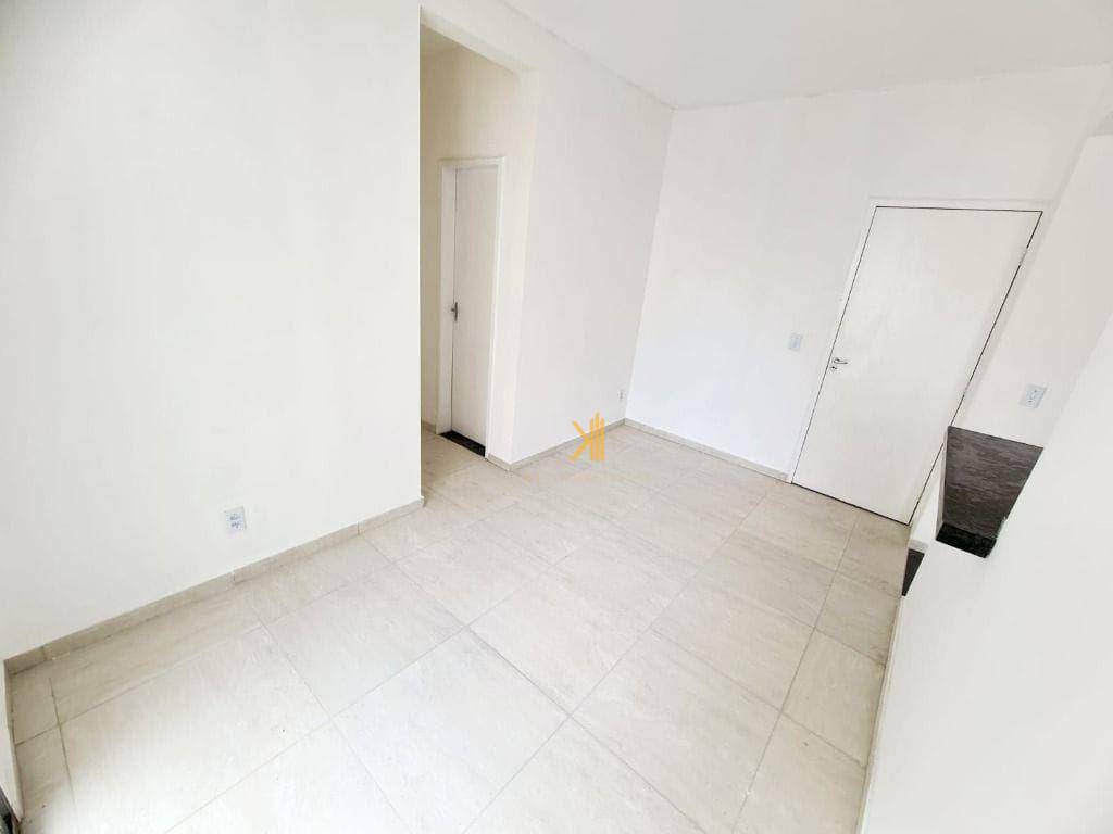 Apartamento à venda com 2 quartos, 49m² - Foto 7