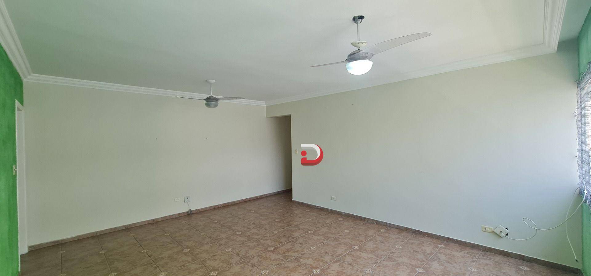 Apartamento para alugar com 2 quartos, 110m² - Foto 3