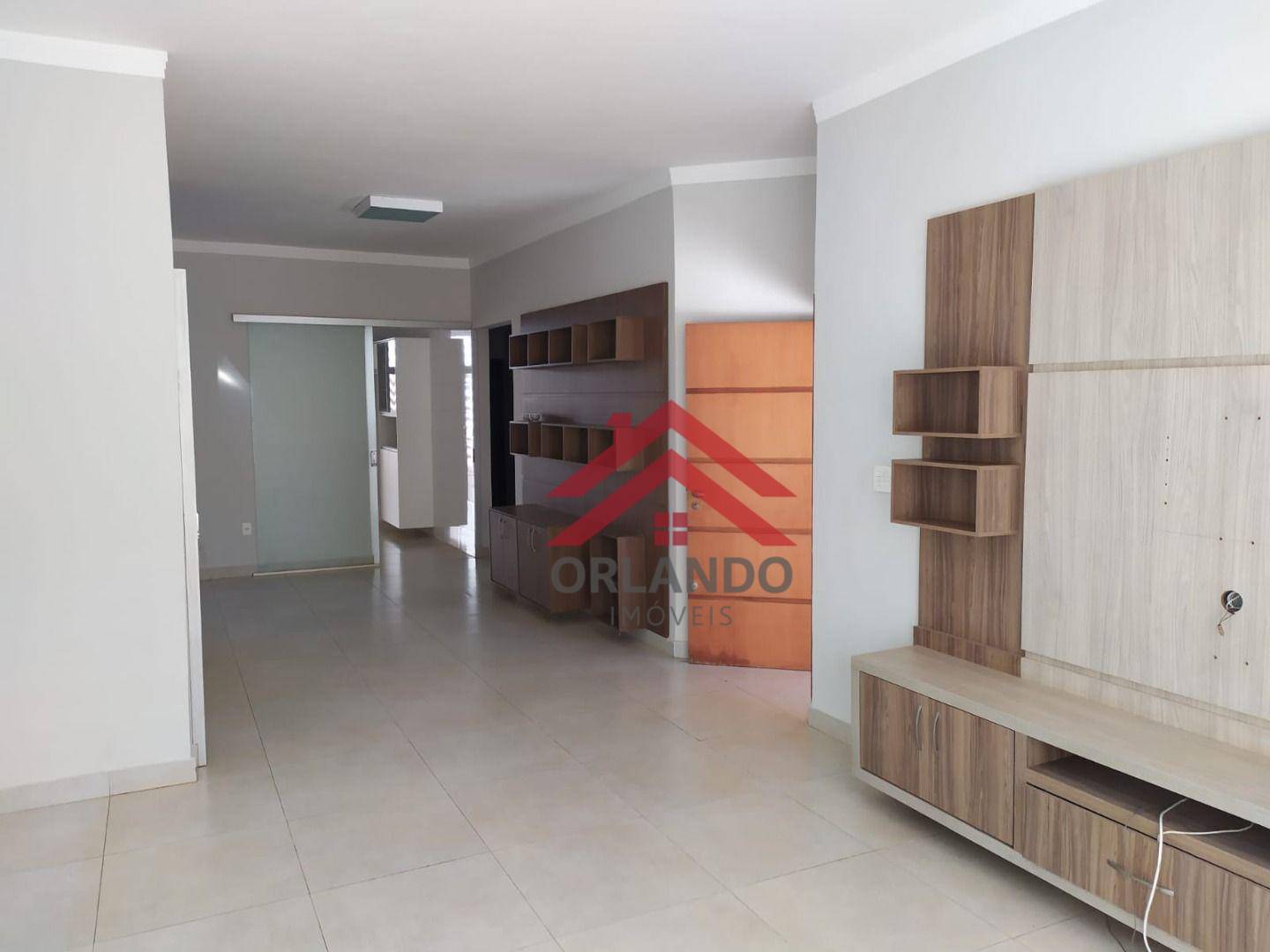 Casa à venda com 3 quartos, 208m² - Foto 3