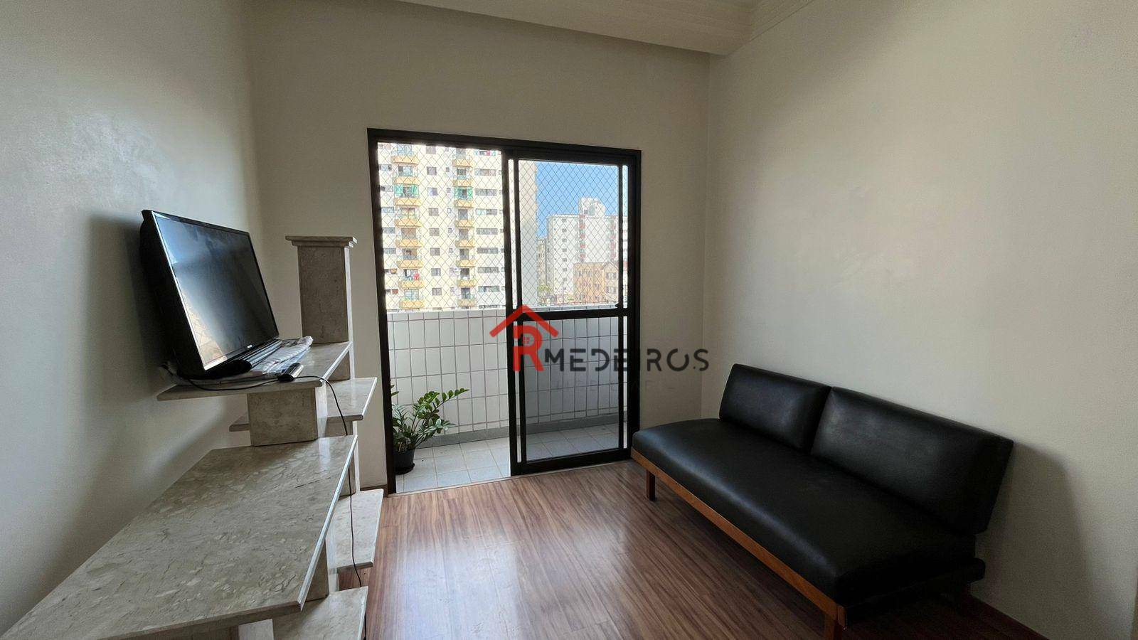 Apartamento à venda com 1 quarto, 45m² - Foto 4