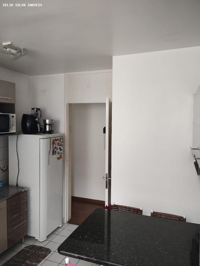 Apartamento à venda com 2 quartos, 65m² - Foto 4