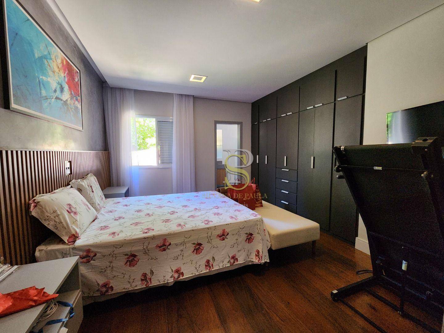 Casa de Condomínio à venda com 4 quartos, 560m² - Foto 23