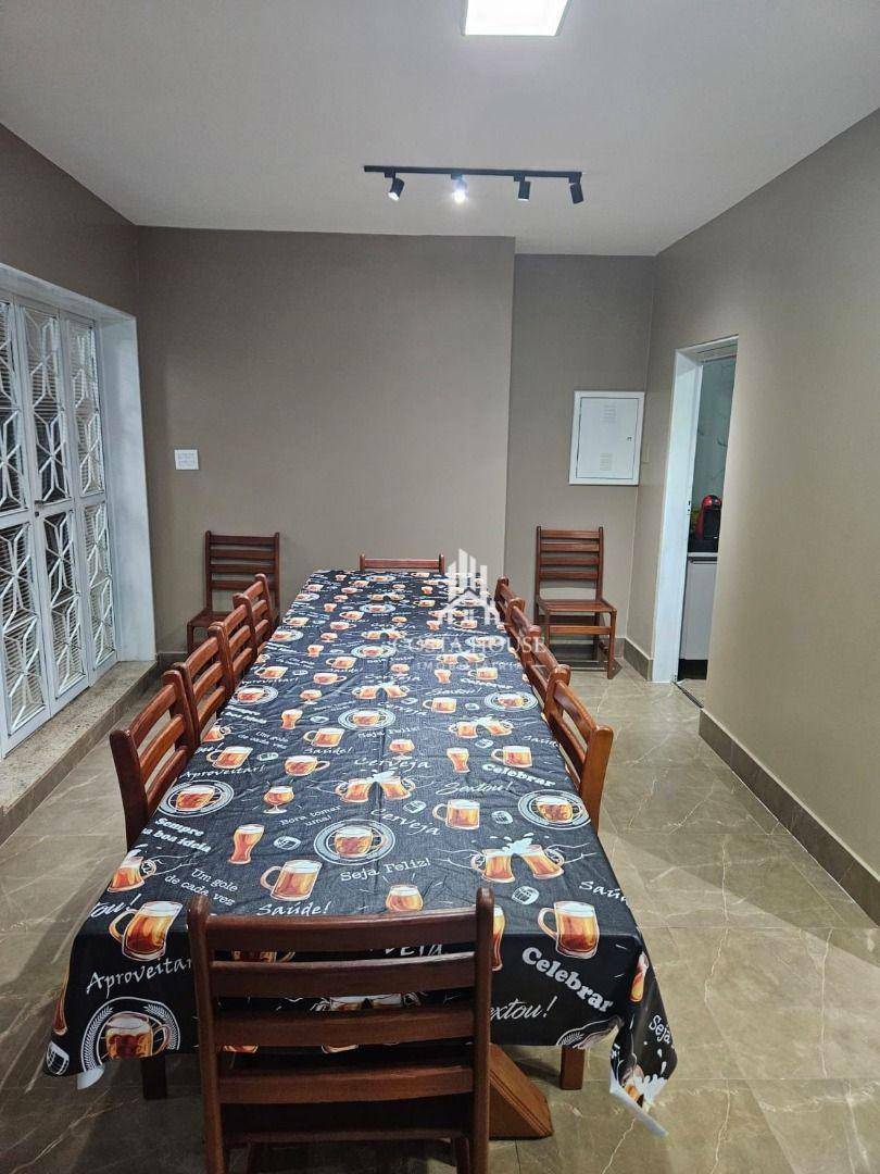 Casa para alugar com 3 quartos, 200M2 - Foto 5
