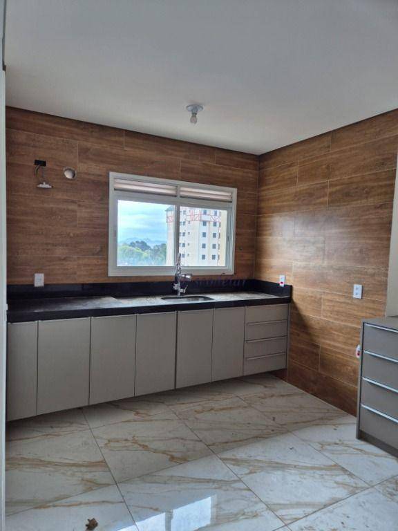 Apartamento à venda com 3 quartos, 199m² - Foto 6