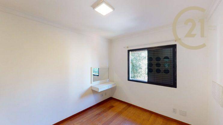 Apartamento à venda com 4 quartos, 220m² - Foto 21