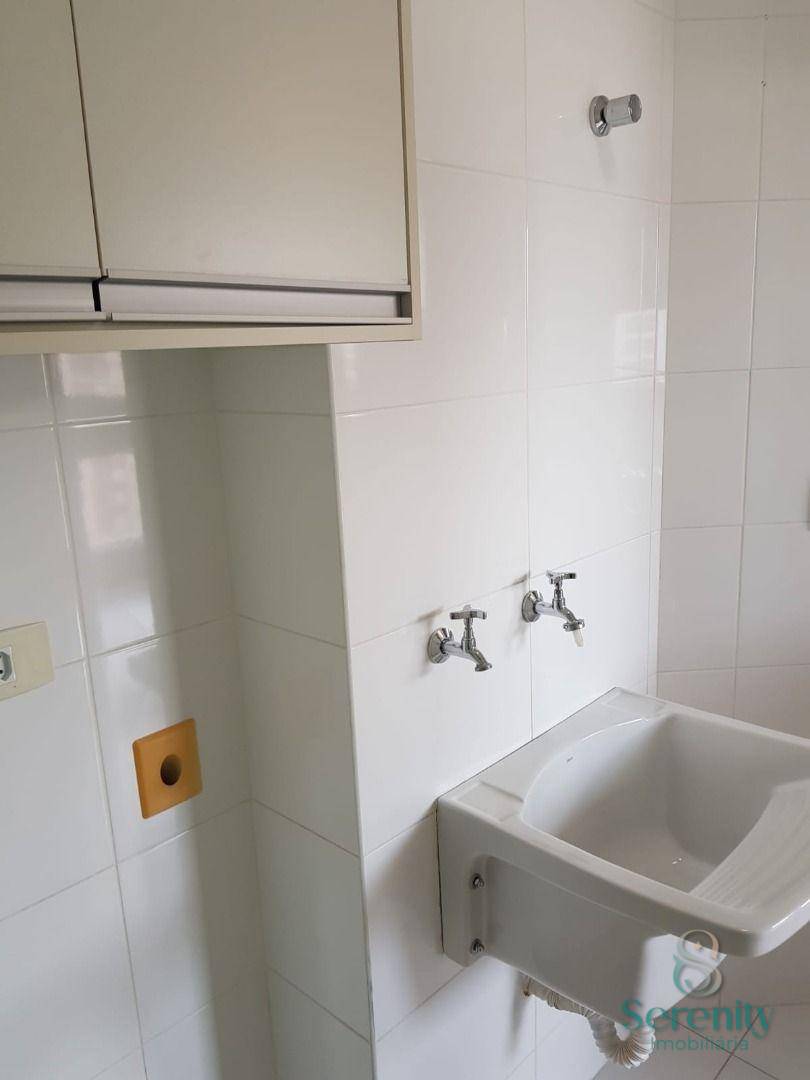 Apartamento para alugar com 3 quartos, 81m² - Foto 8