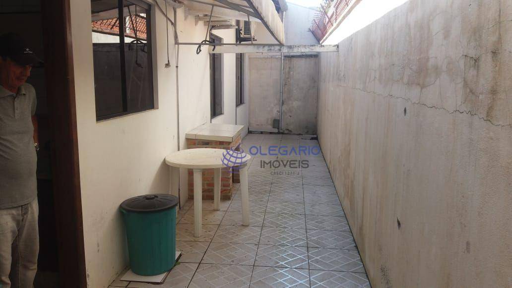 Casa à venda com 4 quartos, 120m² - Foto 5