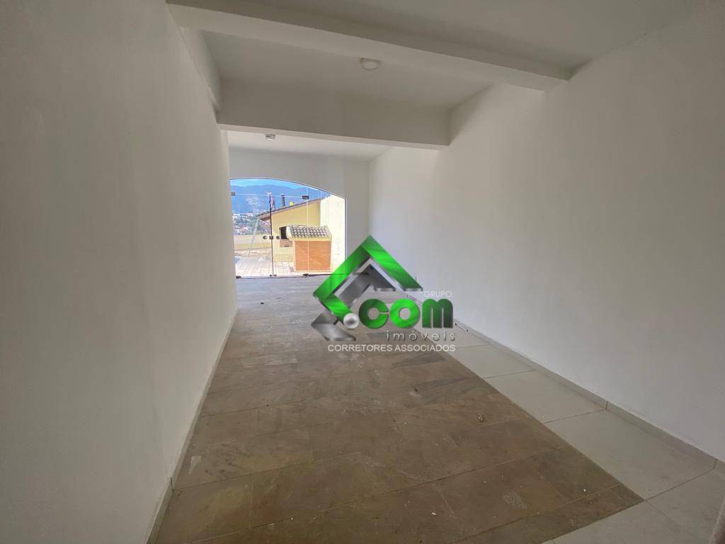 Casa à venda com 4 quartos, 360m² - Foto 18