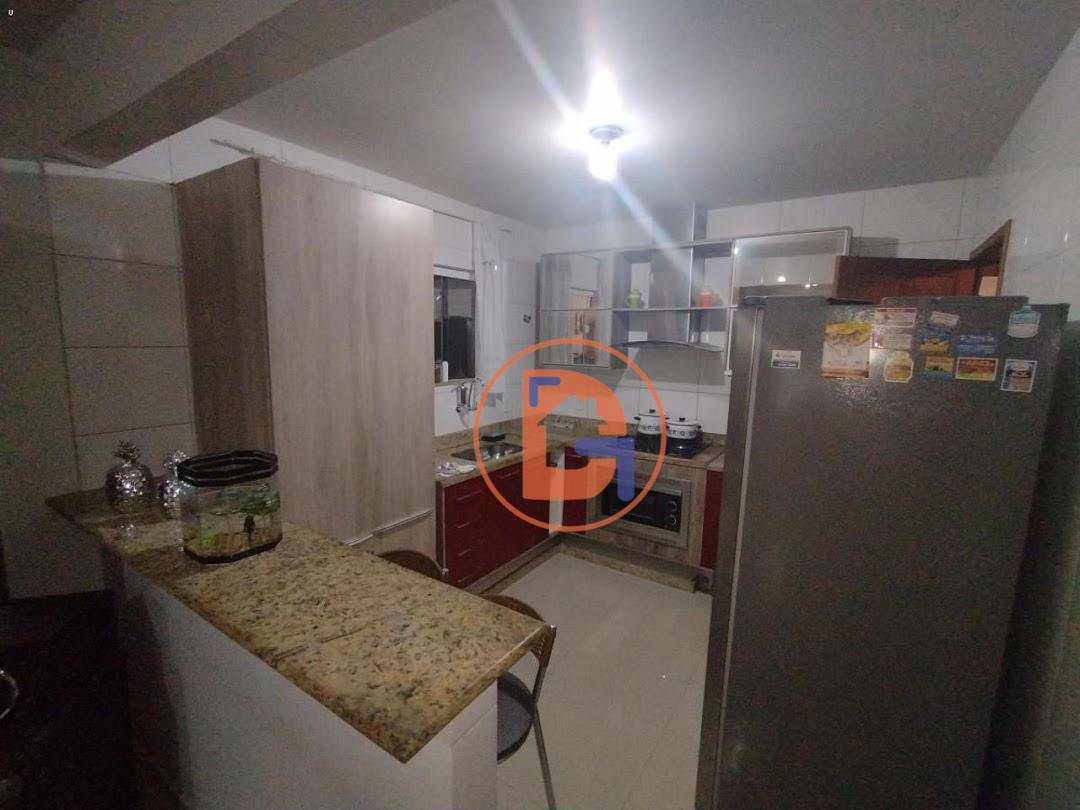 Casa à venda com 2 quartos, 159m² - Foto 13