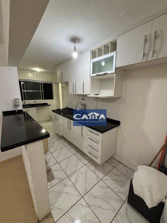 Apartamento à venda com 2 quartos, 58m² - Foto 2