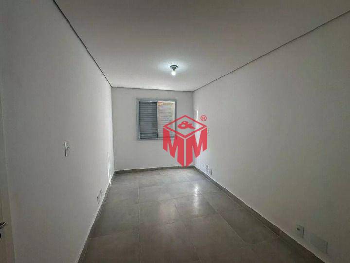 Apartamento à venda com 2 quartos, 62m² - Foto 4