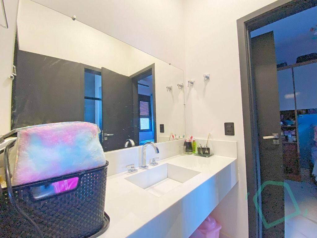 Casa de Condomínio à venda com 3 quartos, 227m² - Foto 34