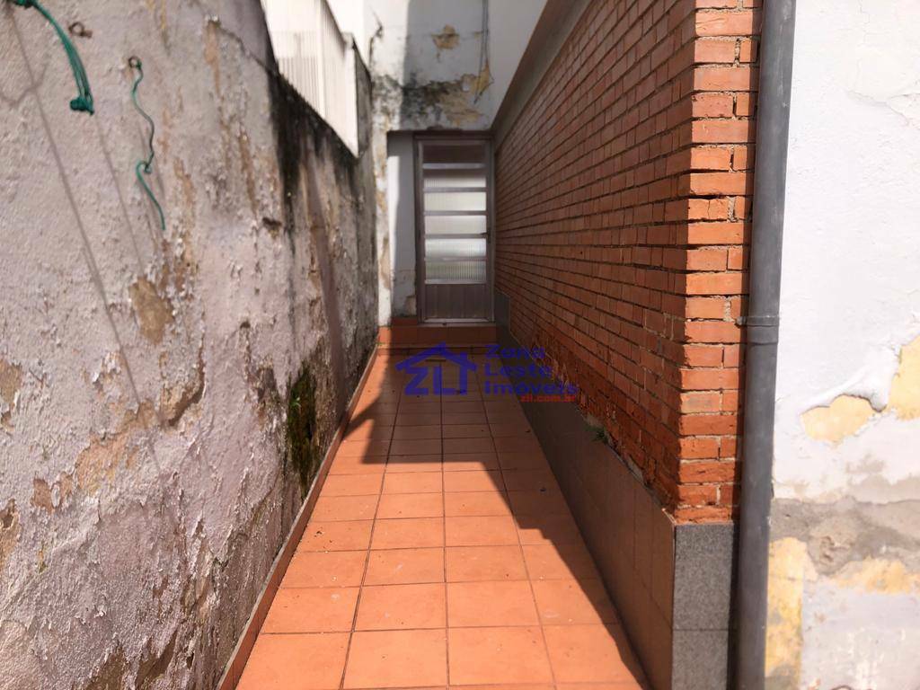 Sobrado à venda com 2 quartos, 200m² - Foto 10