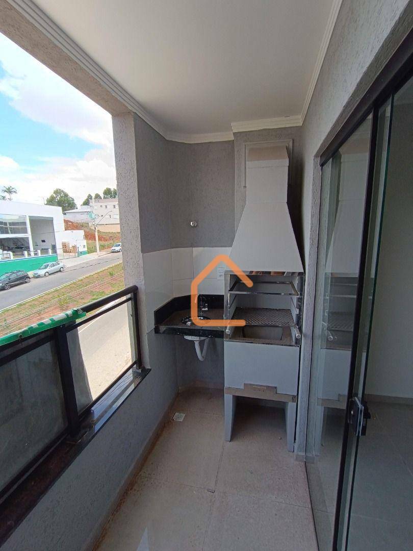 Apartamento à venda com 2 quartos, 63m² - Foto 2