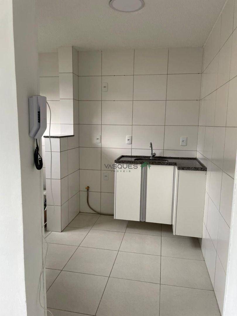 Apartamento para alugar com 2 quartos, 45m² - Foto 5