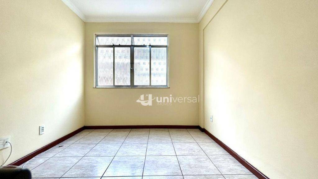 Apartamento para alugar com 3 quartos, 106m² - Foto 2