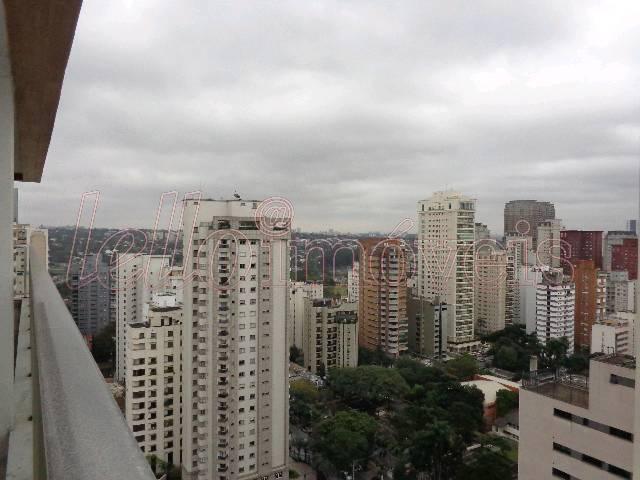 Apartamento para alugar com 1 quarto, 62m² - Foto 11