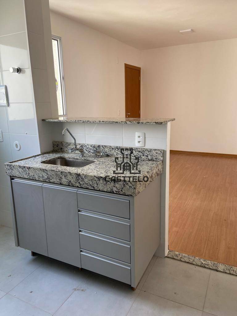 Apartamento à venda com 2 quartos, 45m² - Foto 4