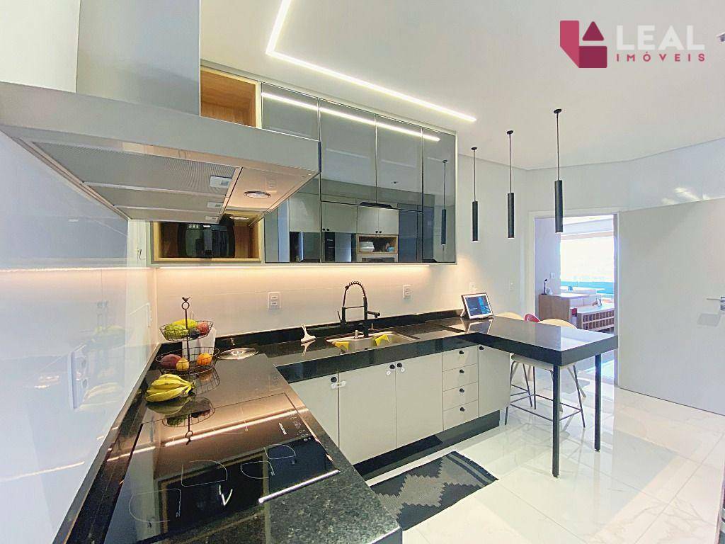 Apartamento à venda com 3 quartos, 134m² - Foto 11