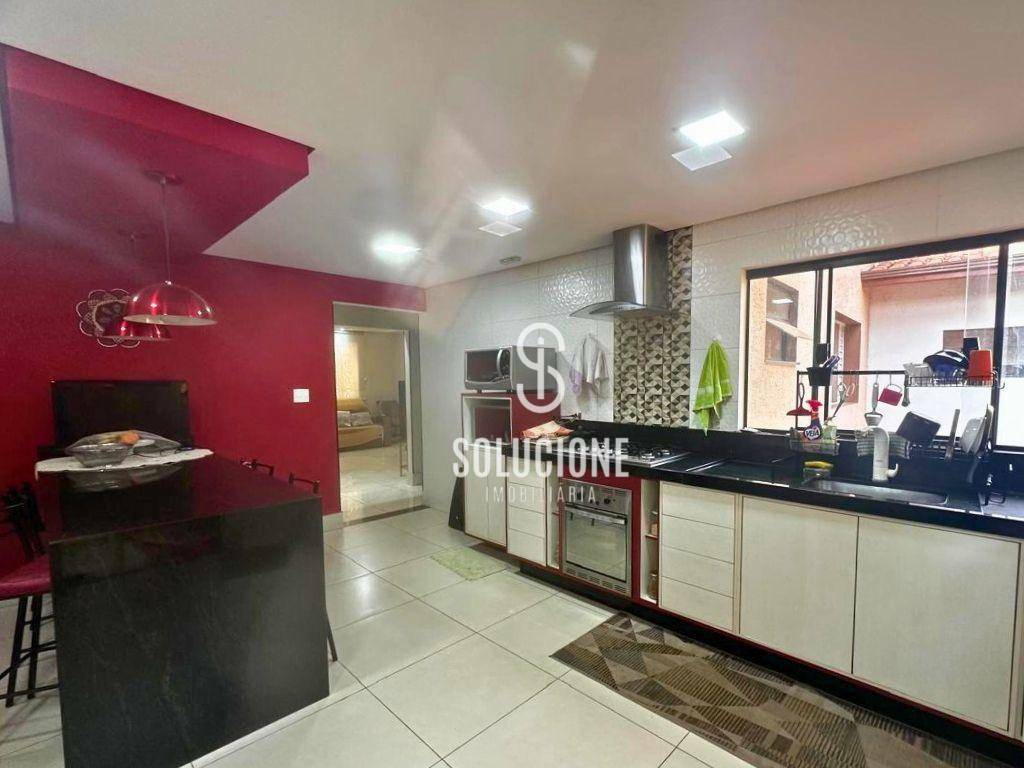 Casa à venda com 3 quartos, 145m² - Foto 12