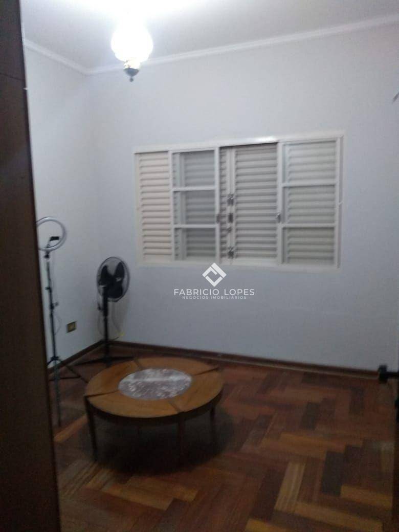 Casa para alugar com 3 quartos, 120m² - Foto 29